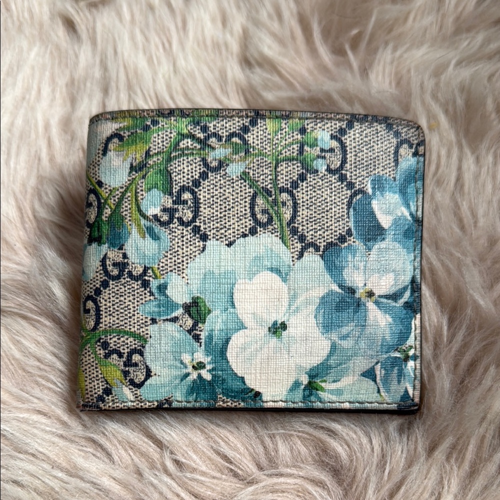 GG Supreme Monogram Blooms Card Case Wallet Beige Blue Navy Hibiscus